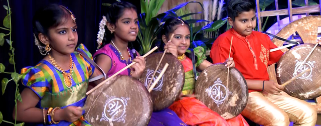 Kalaa Utsavam 2022 Parent-child workshop: Bonding through Parai-Drumming AK Theatre